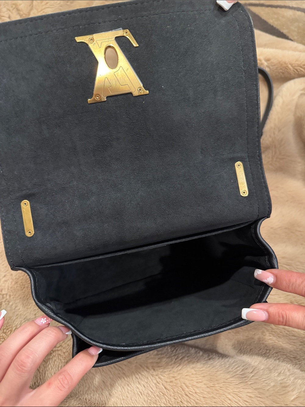 Louis Vuitton Black Leather Crossbody with Gold Hardware - Picture 4 of 8